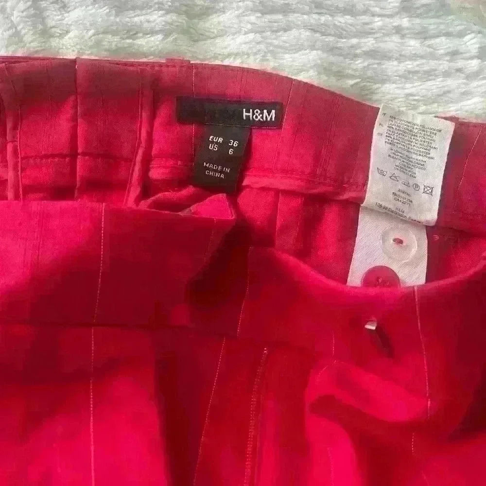 H&M sexy party office fit  and flair pant wit stretch and side pockets size 6 - Picture 4 of 5